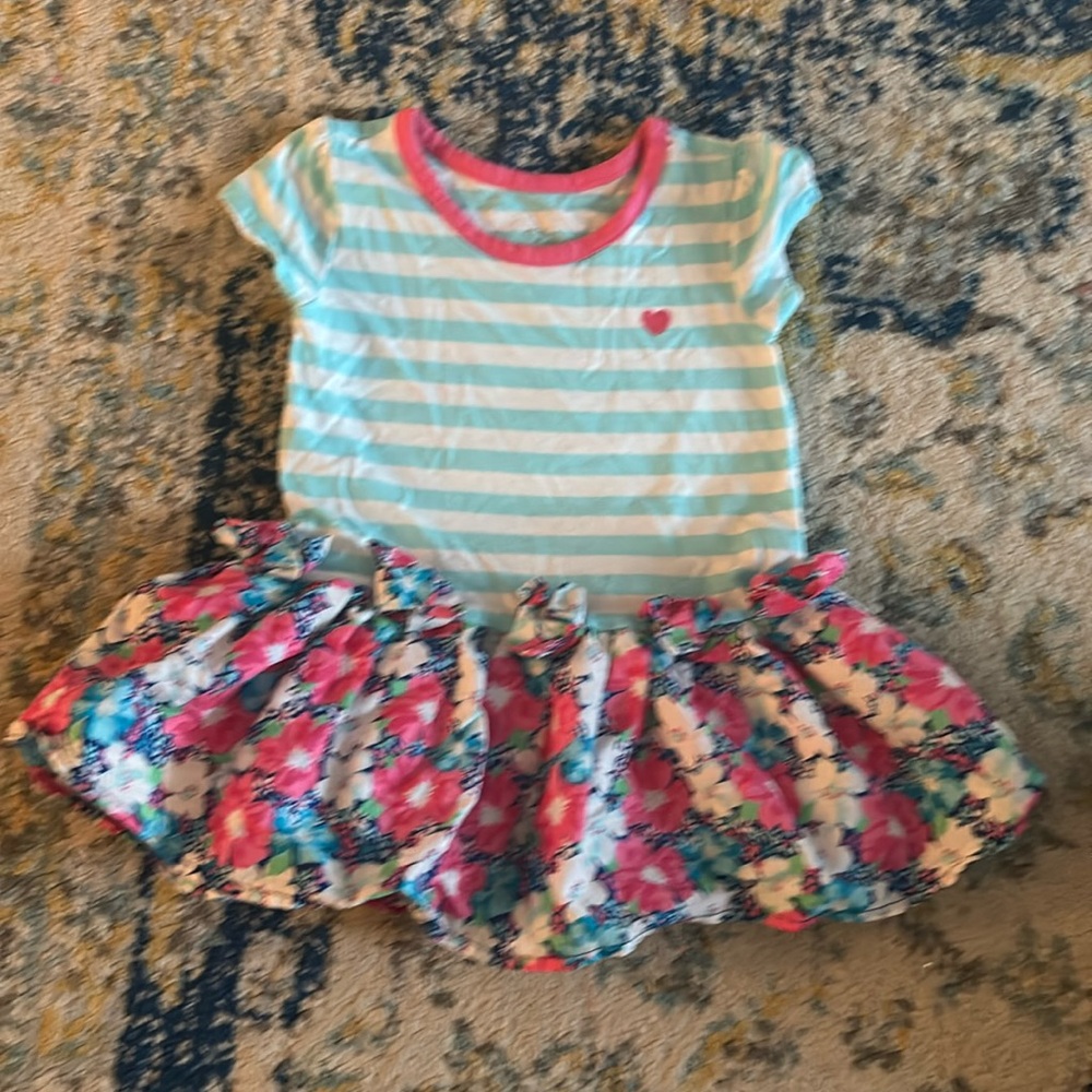 Childrens place dress
